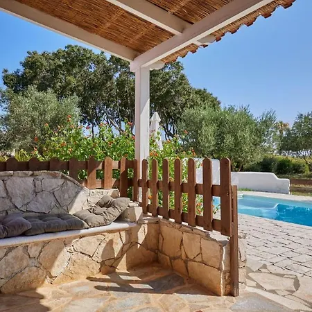 Villa Artemis Periyali *