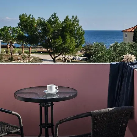 Artemis Periyali * Vasilikí